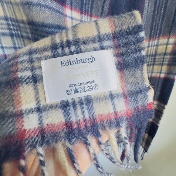 Vintage Edinburgh 100% Cashmere Plaid Scarf Navy Cream Tartan Made in Scotland - Picture 2 of 7